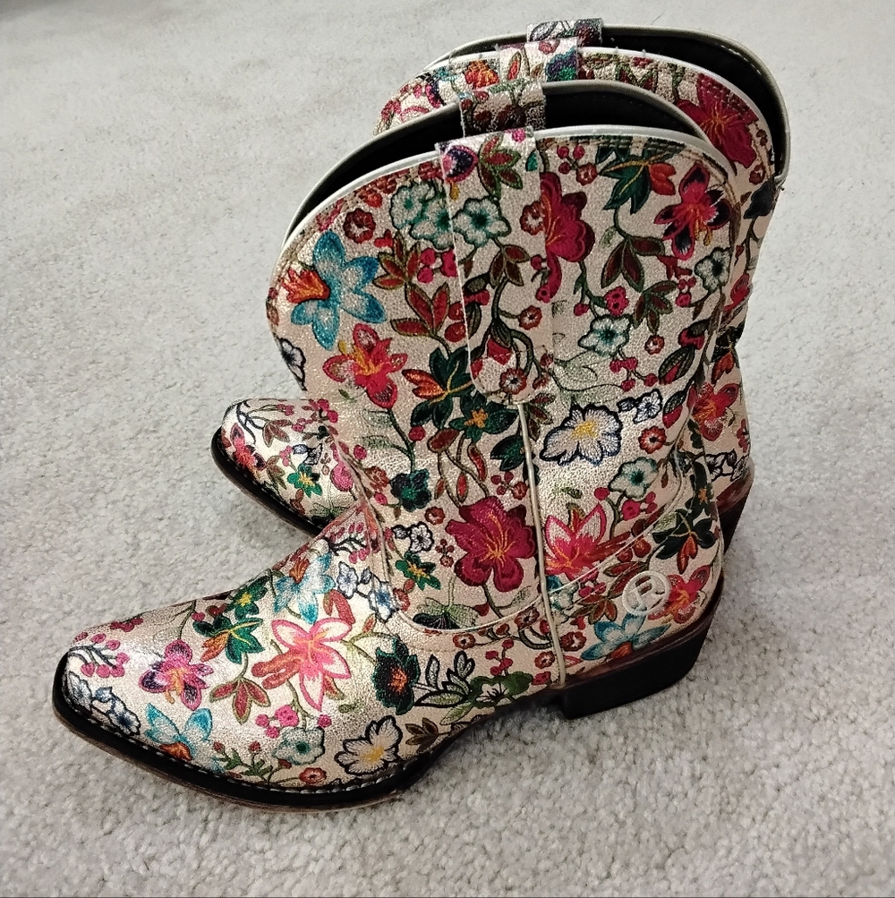Roper Ingrid Snip Toe Western Boot - Picture 2 of 4